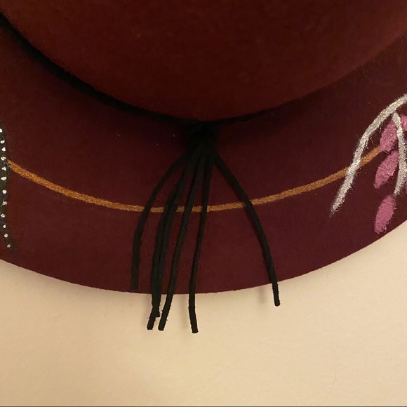 SOLD ❌ GRAY CROW ORIGINAL Hand Painted  Snake Hat - Picture 3 of 5